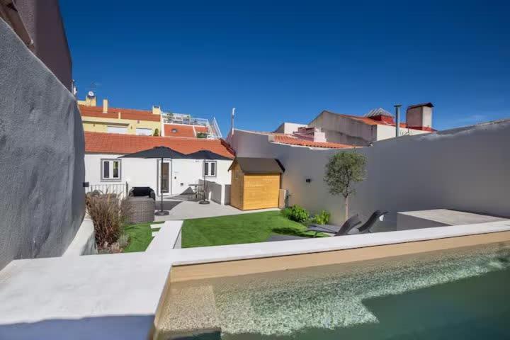 Apartment Pool-lisbon City Centre-garden-wifi-1d