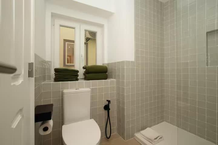 Apartment Pool-lisbon City Centre-garden-wifi-1d